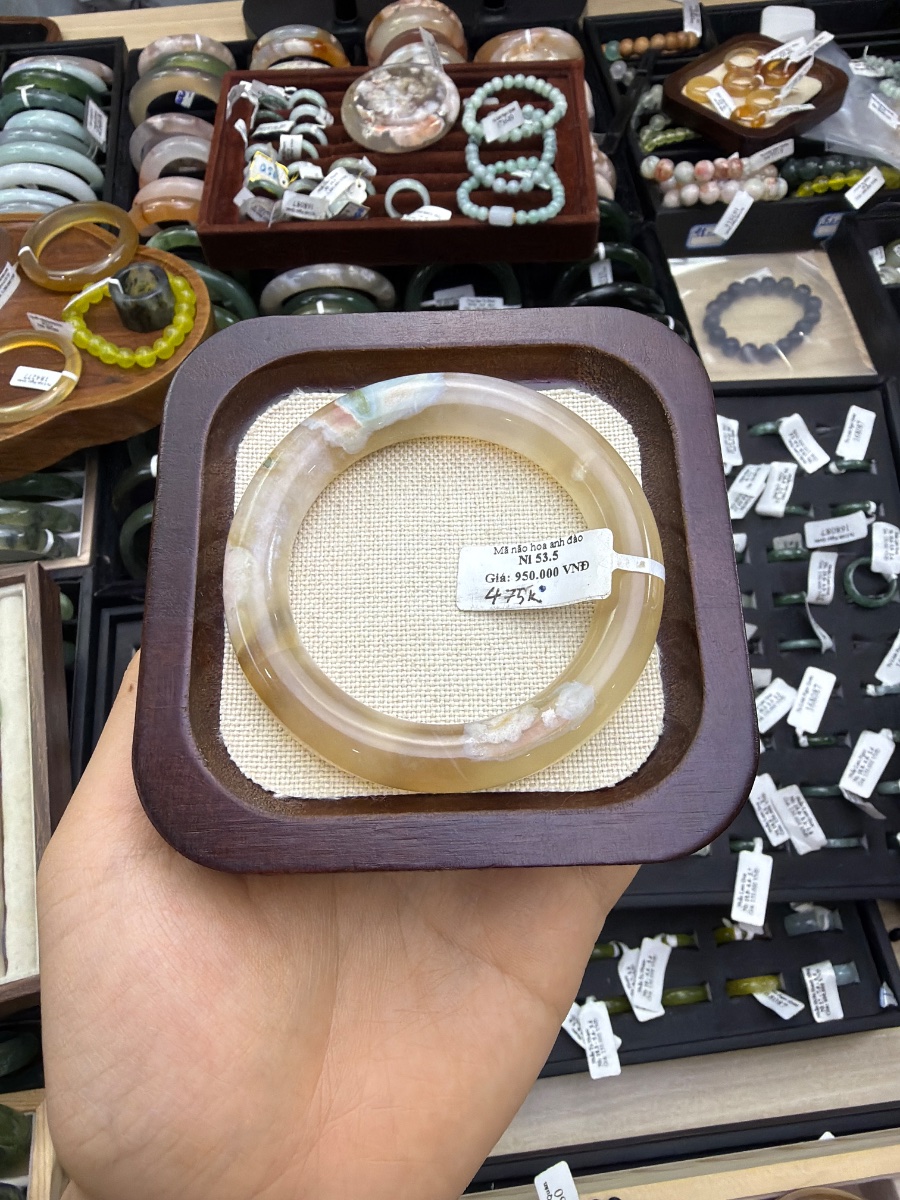 Vòng mã não anh đào Ni 53.5 (PL) – Sắc đỏ quyến rũ từ đá tự nhiên