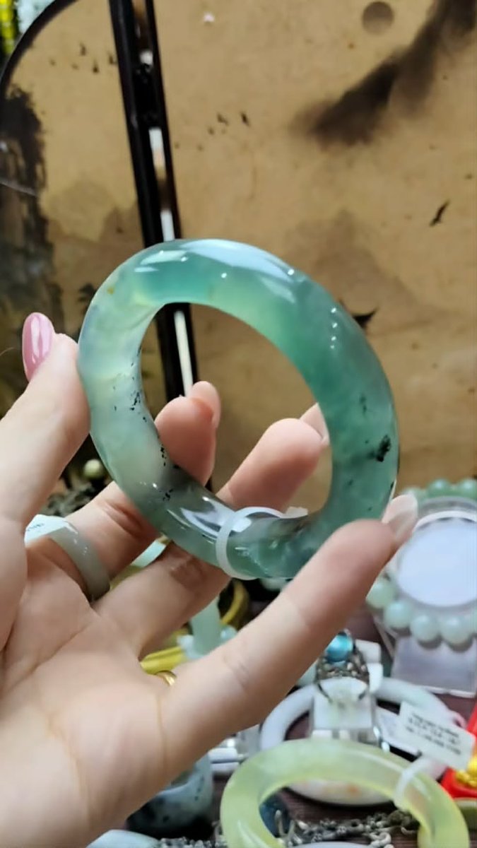 Vòng ngọc tụ nham lam thuỷ mặc ni 52.6 - 15.4 - 11.3 — ảnh sản phẩm tham khảo 1